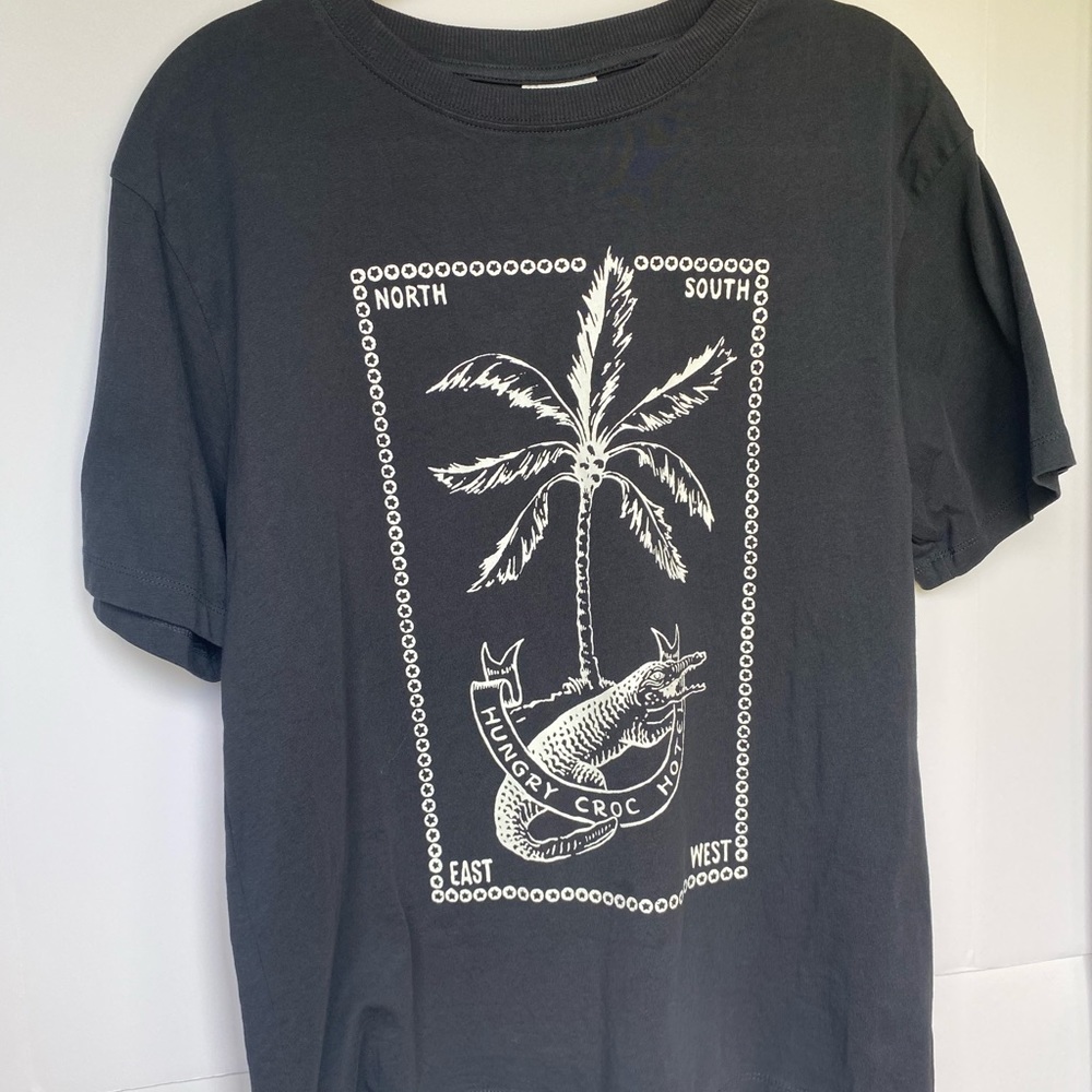 Women’s H&M Black Tee